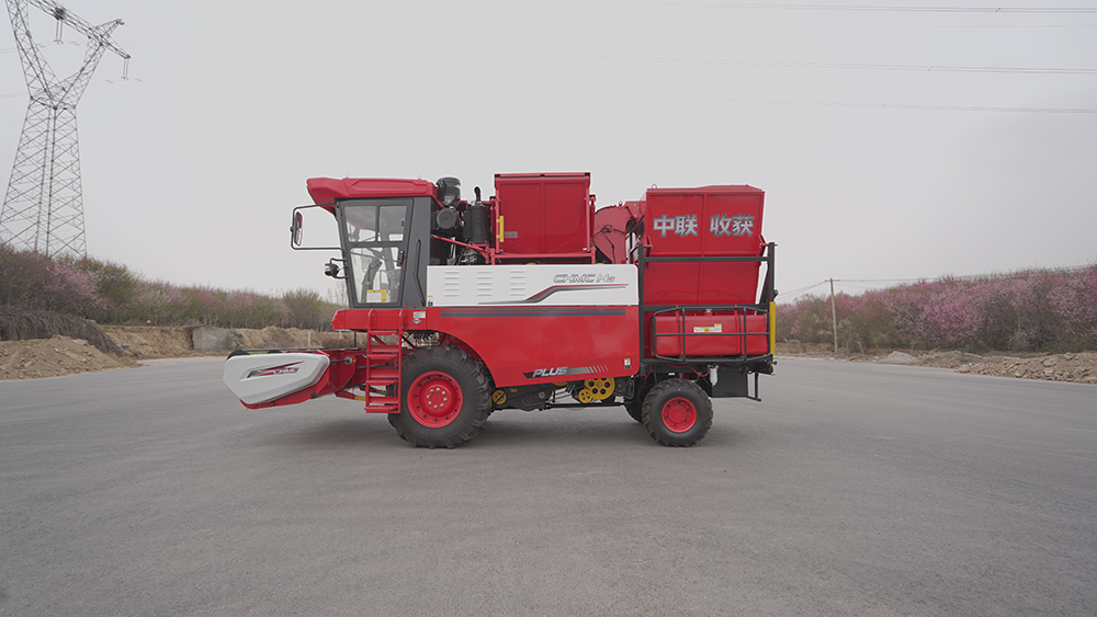 利来2023款4HJL-3(G4)花生捡拾收获机